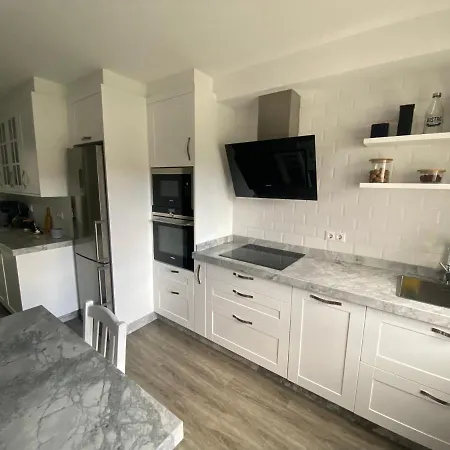 Dania Apartment *